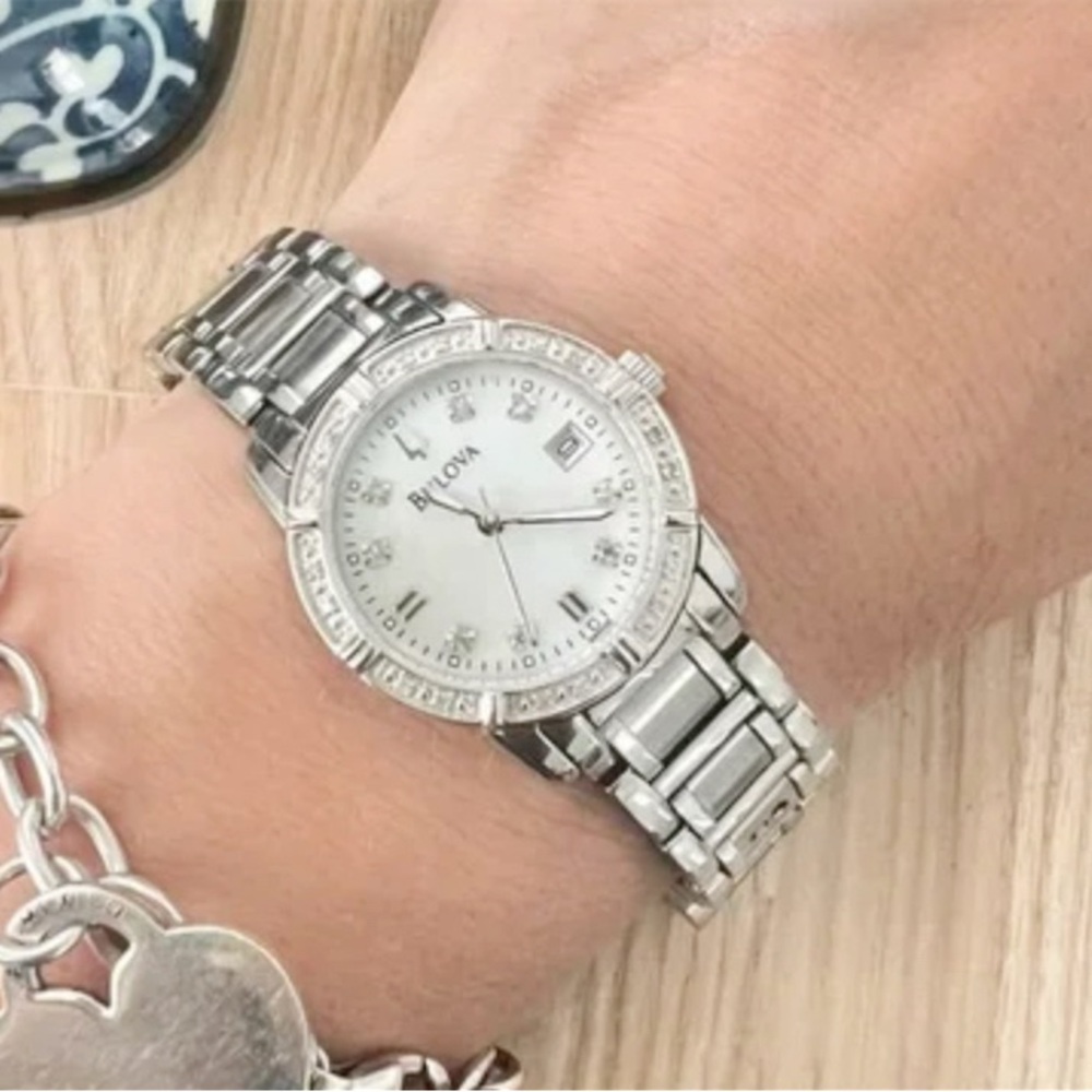 Bulova Silver Classic Analog Watch